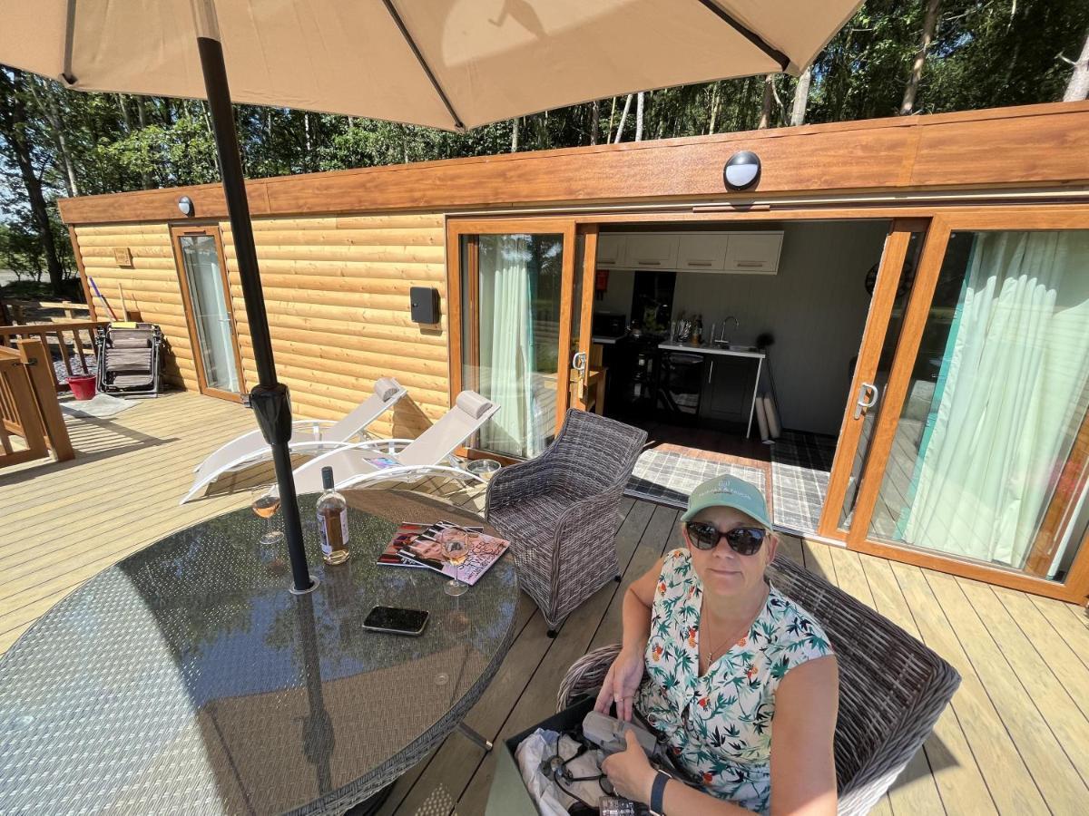 Oak Boutique Lodge Includes Hot Tub Air Con & Dog York Bagian luar foto