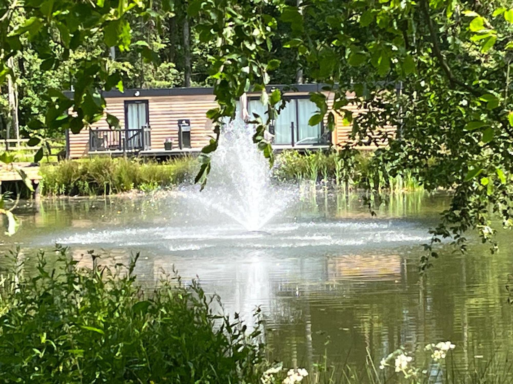 Oak Boutique Lodge Includes Hot Tub Air Con & Dog York Bagian luar foto